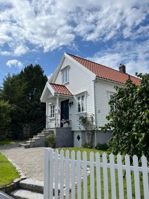 Hybel Med Bad Egersund Exterior foto